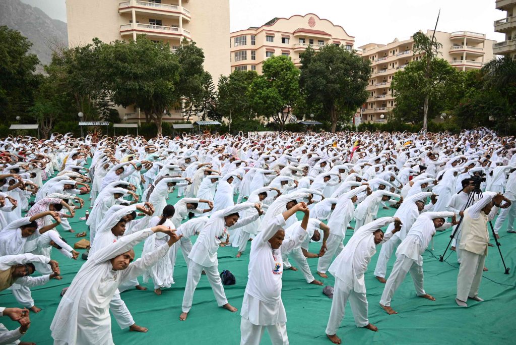 Mount Abu :विश्वभर में एक करोड़ लोगों को दिया योग का संदेश - IYD 2024